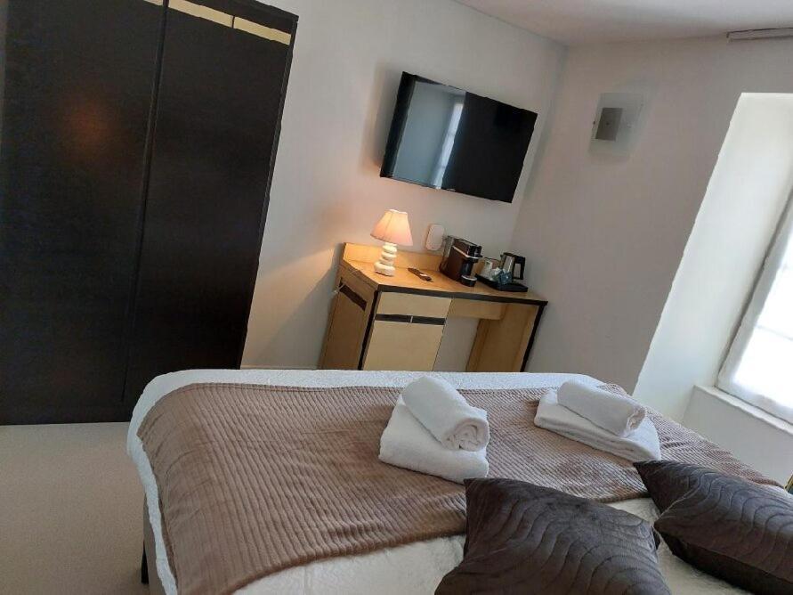 Logis Hotel Restaurant Auberge De La Xaintrie Saint-Privat  Ngoại thất bức ảnh